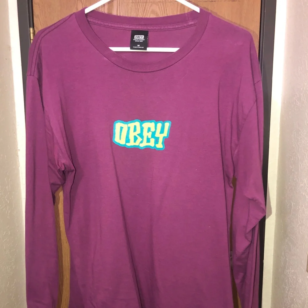 Obey men’s long sleeve shirt - Picture 1 of 4